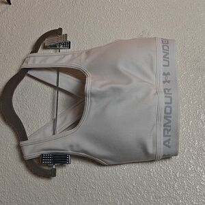 NWOT Under Armour Compression Sports bra sz XS